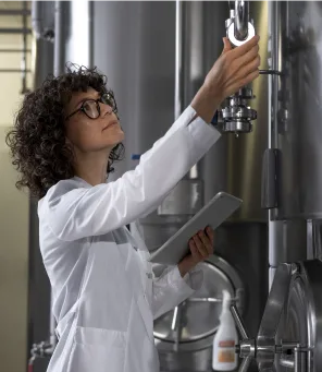 ERP para Envasadoras de Aceite | Control de Trazabilidad y Producción